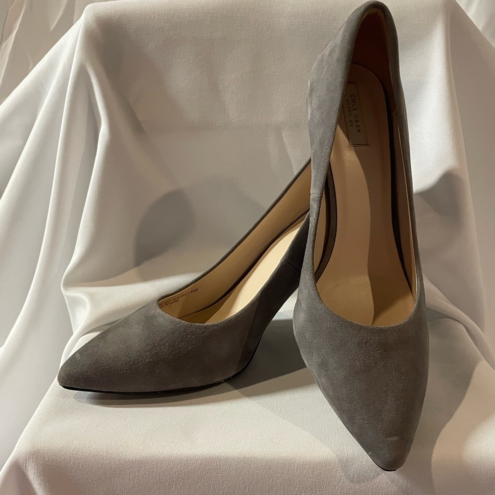 Cole Haan Gray pump heel